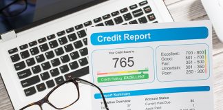 Chicago Illinois residents can get their updated 2019 Credit Score and Credit Report